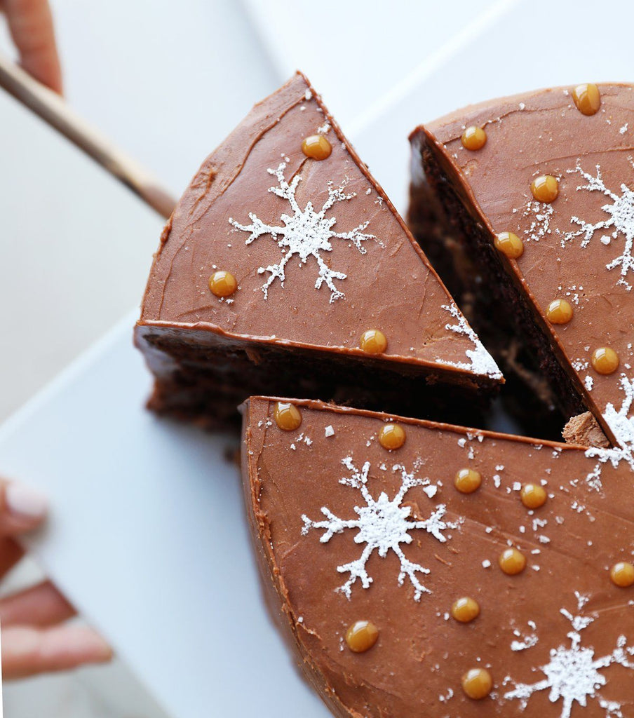 Salted Caramel Snowflake Cake