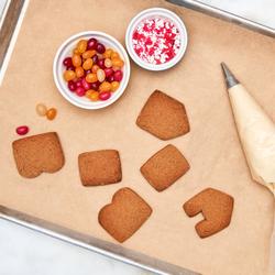 Ultimate Mini Gingerbread House Cookie Kit - LG Tasty Cookie Club